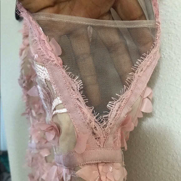 Gianni Bini Gigi Floral Applique Illusion … - Picture 8 of 13